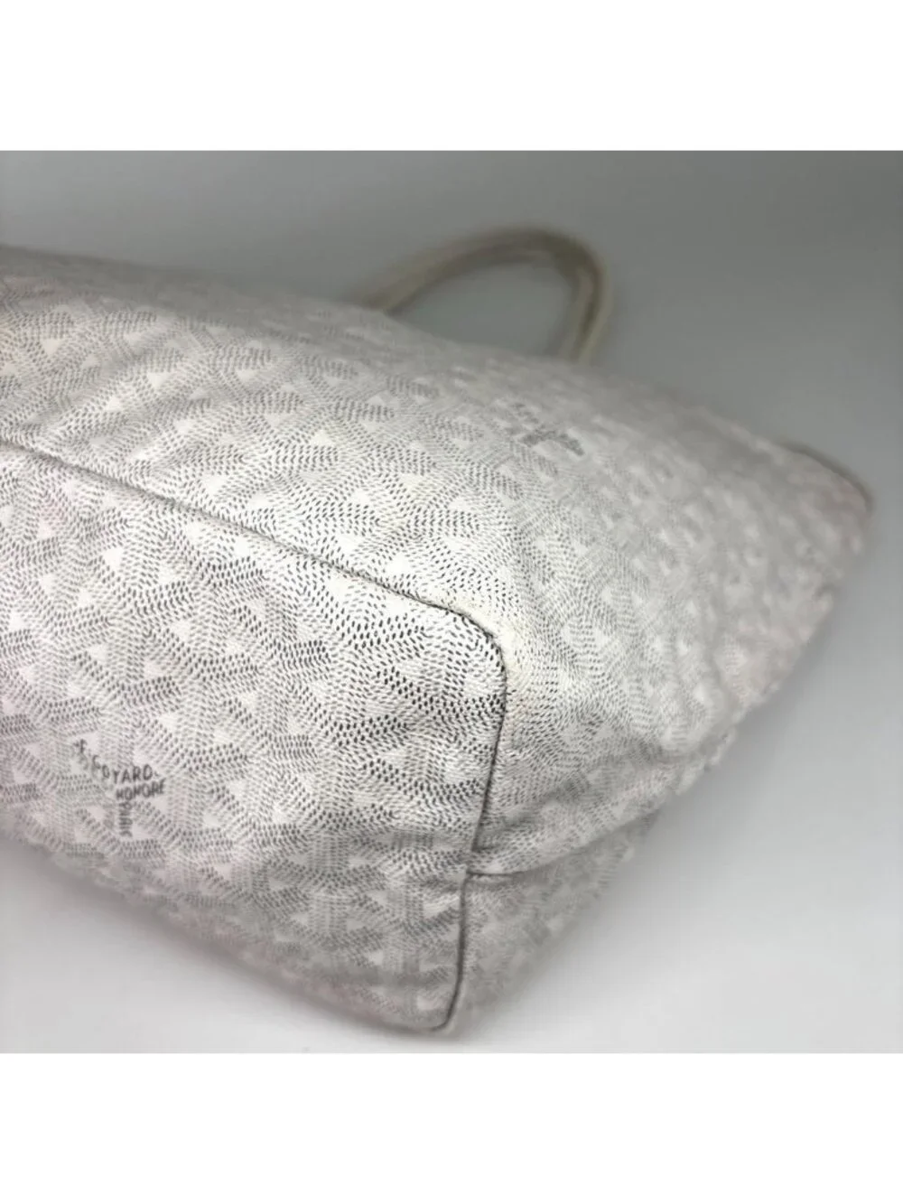 Goyard Saint Louis PM Tote Shoulder Bag White